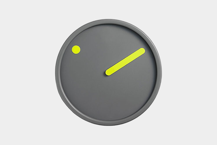 Minimal Rotating Disc Wall Clock